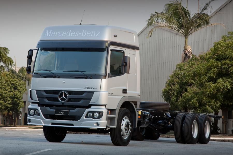  Mercedes-Benz Atego 2426 6x2 2011 года  (BR) (фото 3 из 7)